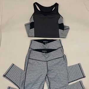 Bundle: (2) Leggings and a Top Active Wear - Size S